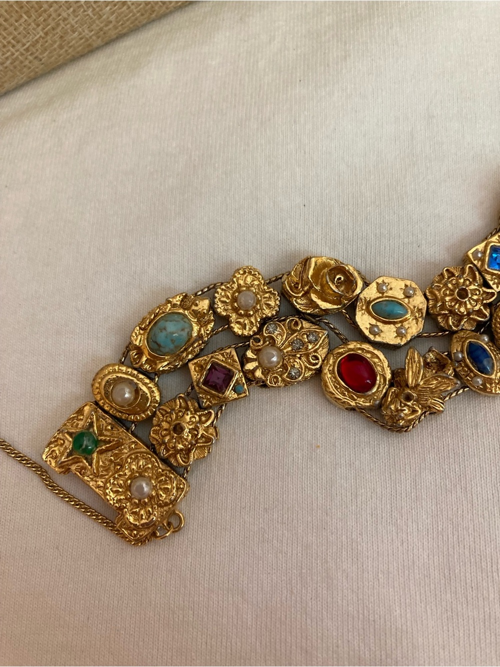 Goldette Signed Vintage Double Slide Bracelet Cameos Faux Gemstones - Picture 5 of 11